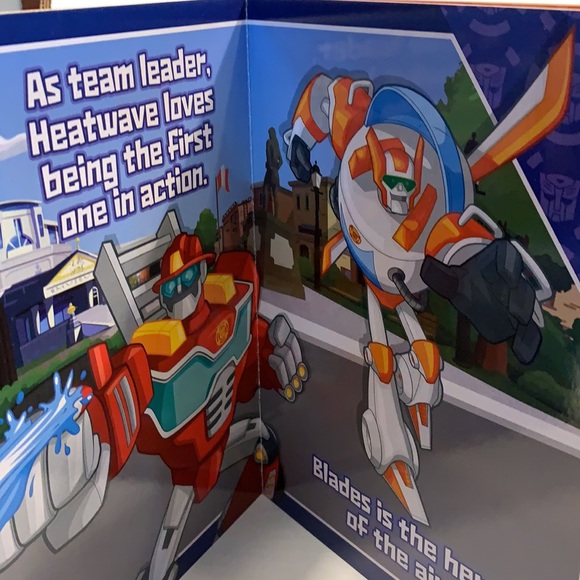 SALE!! Board book set of 3 - Picture 6 of 6